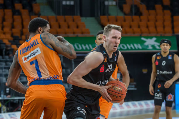 更被球队转 更被球队转