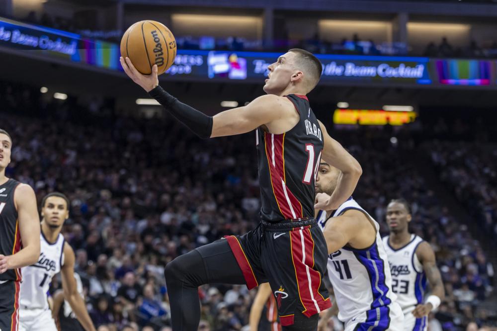 联赛中的登 联赛中的登